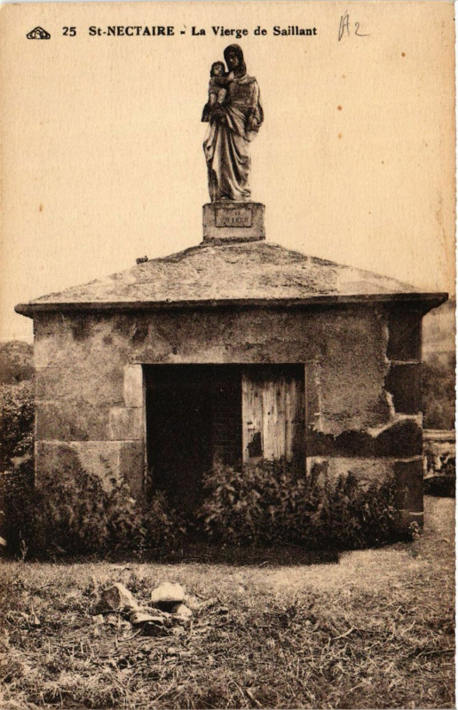 Carte postale ancienne St-Nectaire La Vierge de Saillant à Saillant