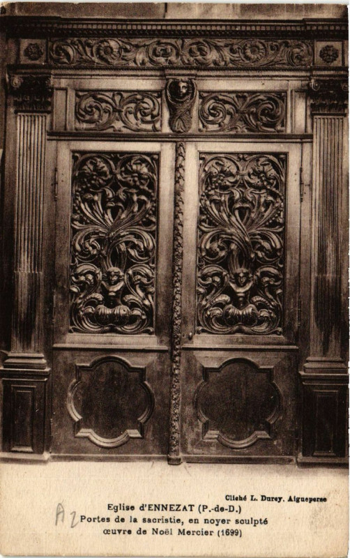 Carte postale ancienne Eglise d'Ennezat Portes e la sacriste à Ennezat