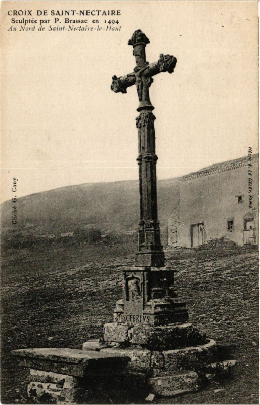 Carte postale ancienne Croix de Saint-Nectaire Au Nord à Saint-Nectaire