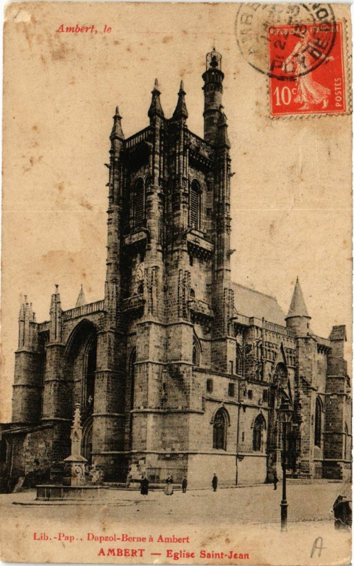 Carte postale ancienne Ambert Eglise St-Jean à Ambert