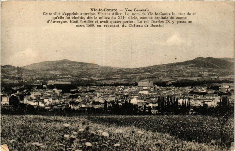 Carte postale ancienne Vic-le-Comte vue générale à Vic-le-Comte