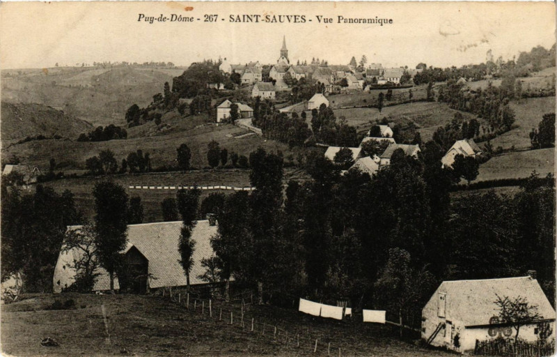 Carte postale ancienne Saint-Sauves vue panoramique