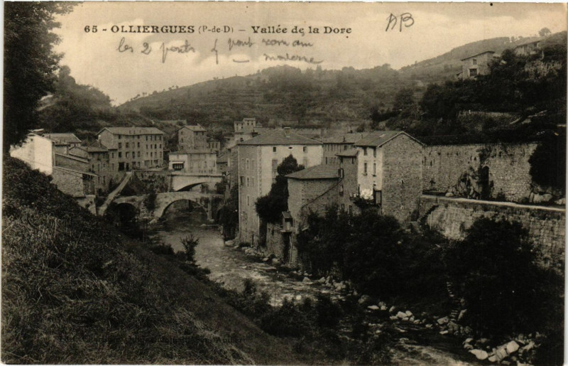 Carte postale ancienne Olliergues Valle de la Dore à Olliergues