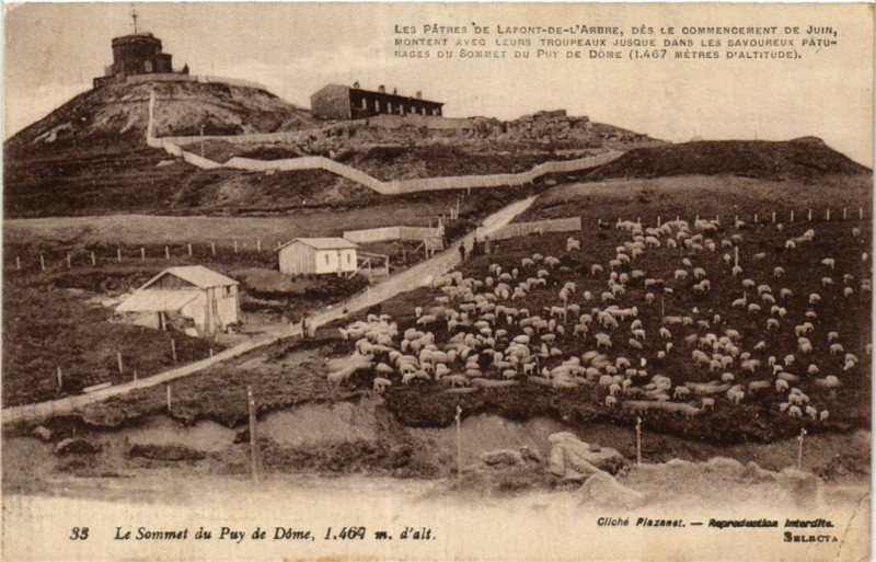Carte postale ancienne Le Sommet du Puy-de-Dome