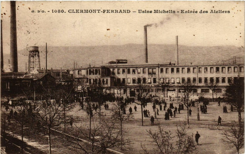 Carte postale ancienne Clermont-Ferrand - Usine Michelin - Entrée des Ateliers à Clermont-Ferrand
