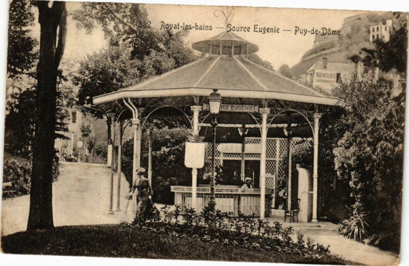 Carte postale ancienne Royat - les-bains - Source Eugenie - Puy-de-Dome à Royat