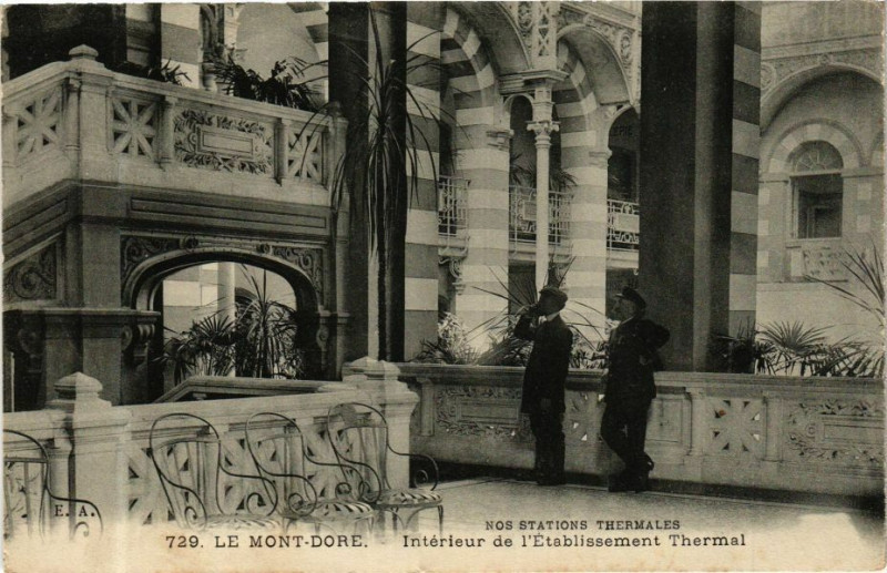 Carte postale ancienne Le Mont-Dore - Interieur de l'Etabl. THERMal à Mont-Dore