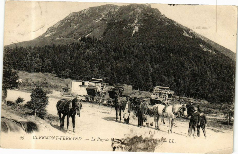 Carte postale ancienne Clermont-Ferrand - Le Puy-de-Dome à Clermont-Ferrand