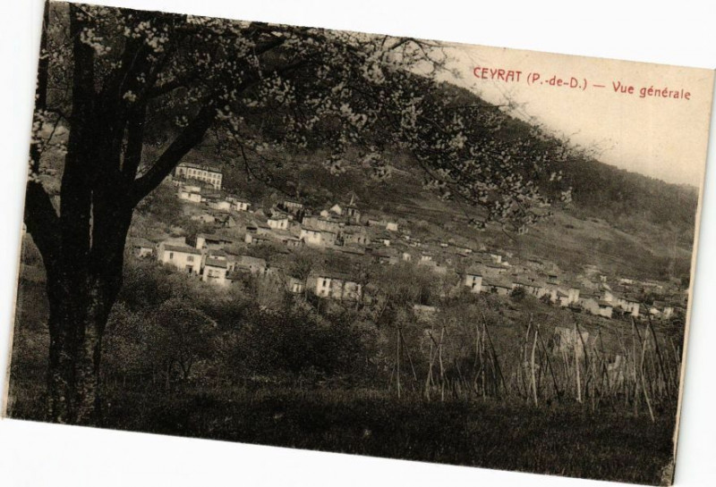 Carte postale ancienne Ceyrat (P.-de-D.) - Vue générale à Ceyrat