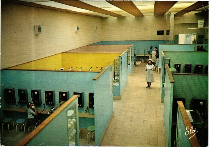 Carte postale ancienne La Bourboule (Puy-de-D.) - Le Grands THERMes à La Bourboule