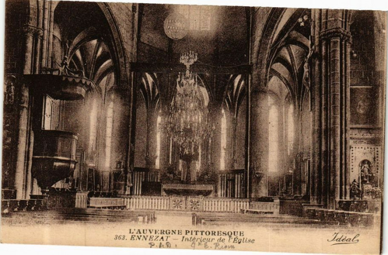 Carte postale ancienne L'Auvergne Pittoresque - Ennezat - Interieur de l'Eglise à Ennezat