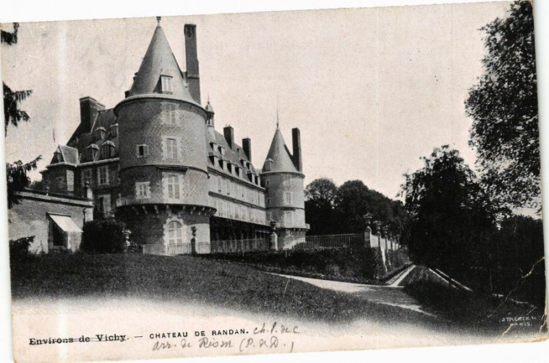 Carte postale ancienne Env. de Vichy - Chateau de Randan à Randan
