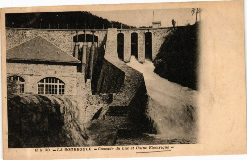 Carte postale ancienne La Bourboule - Cascade du Lac et l'Usine Electrique à La Bourboule