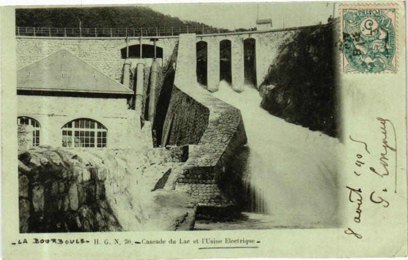 Carte postale ancienne La Bourboule - Cascade du Lac et l'Usine Electrique à La Bourboule