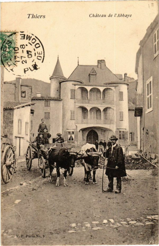 Carte postale ancienne Thiers - Chateau de l'Abbaye à Thiers