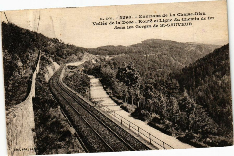 Carte postale ancienne G. D'O - Env. de La Chaise-Dieu - Vallée de la Dore - Route...