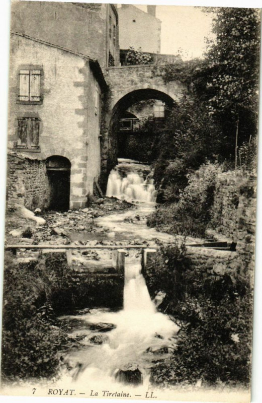 Carte postale ancienne Royat - La tiretaine à Royat