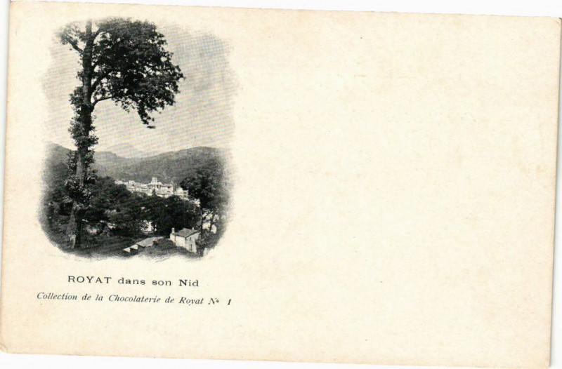 Carte postale ancienne Royat Dans son nid à Royat
