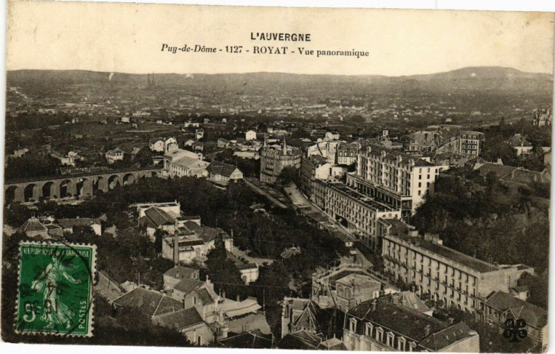 Carte postale ancienne Royat - Vue panoramique à Royat