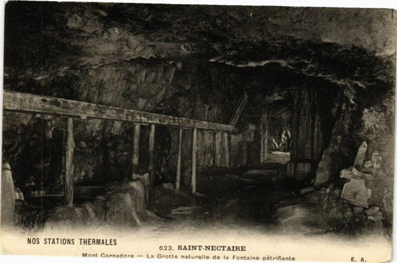 Carte postale ancienne Saint-Nectaire - Mont cornadore à Saint-Nectaire