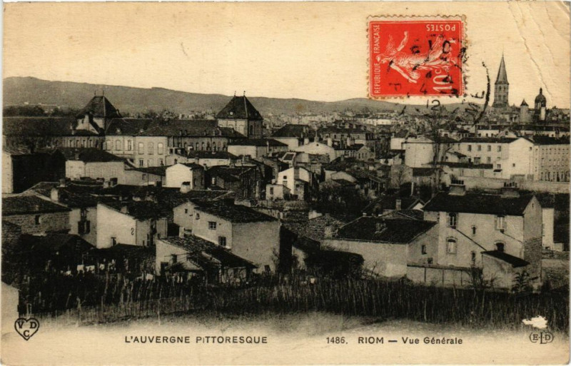 Carte postale ancienne Riom - Vue générale à Riom