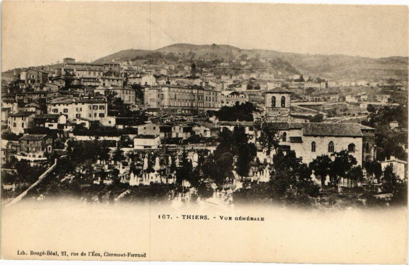 Carte postale ancienne Thiers - Vue générale à Thiers