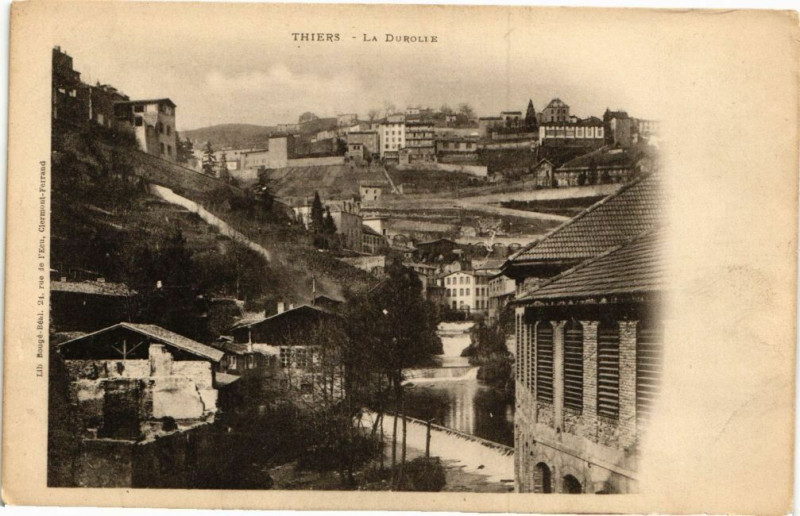 Carte postale ancienne Thiers - La duroile à Thiers