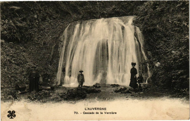 Carte postale ancienne L'Auvergne - Cascade de la verniere