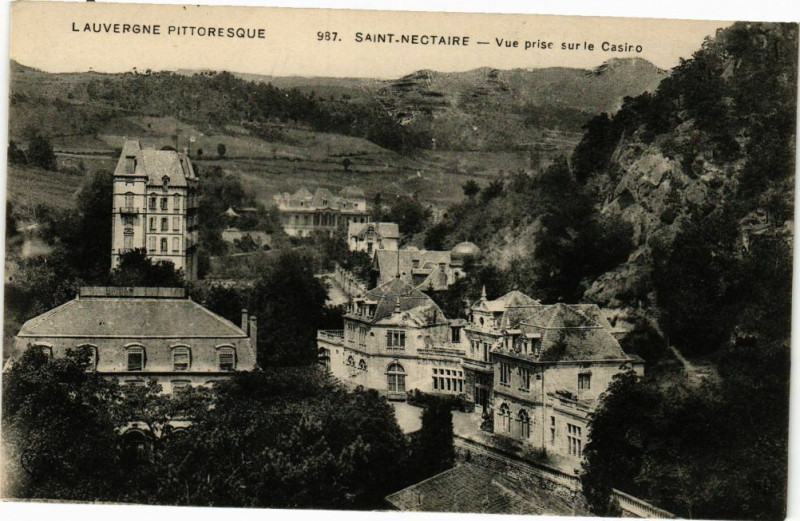 Carte postale ancienne Saint-Nectaire - Vue prise sur le casiro à Saint-Nectaire