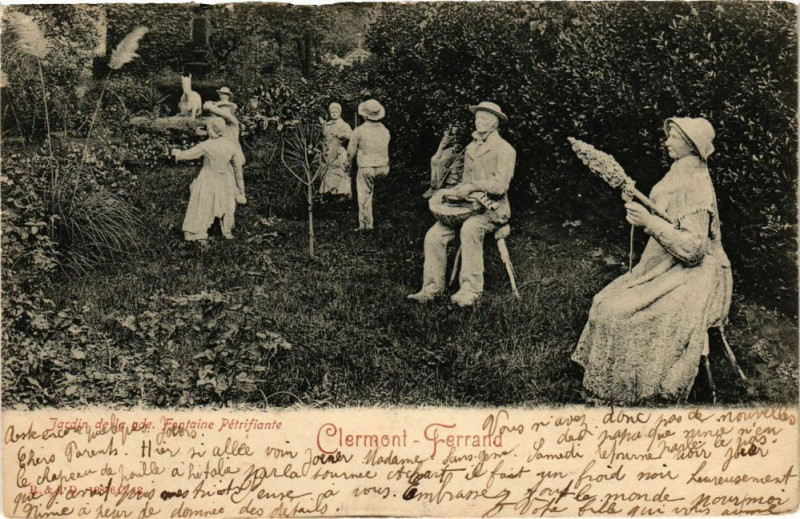 Carte postale ancienne Jardin de la ade.Fontaine Petrifiante - Clermont-Ferrand à Clermont-Ferrand