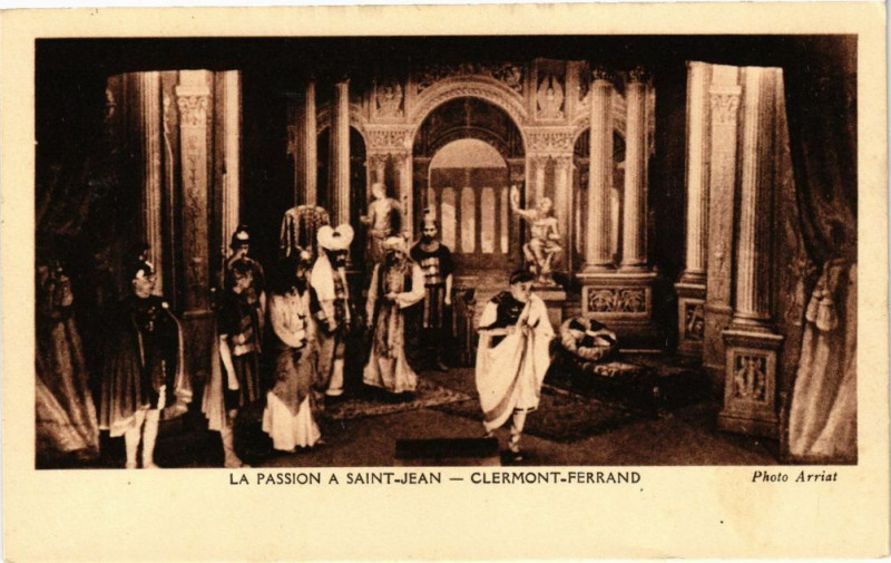 Carte postale ancienne La Passion a St-Jean - Clermont-Ferrand à Clermont-Ferrand