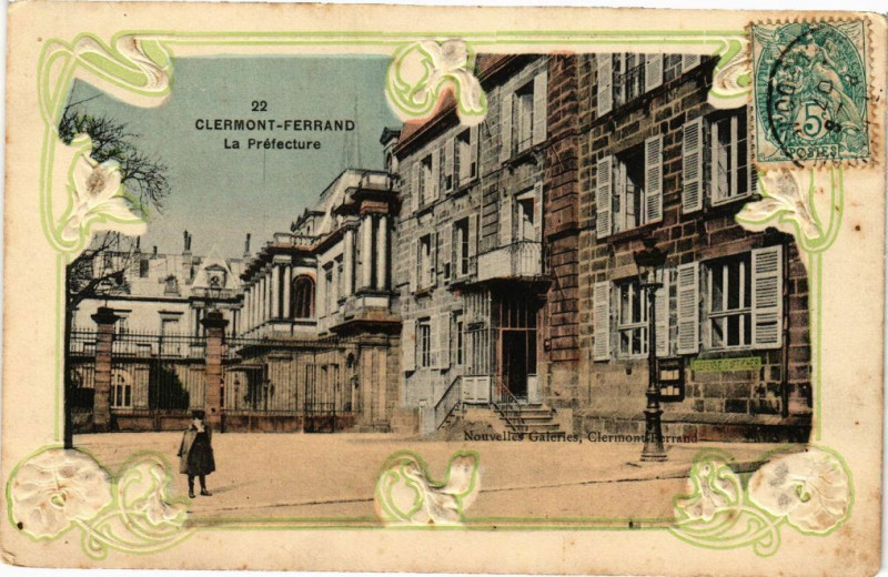 Carte postale ancienne Clermont-Ferrand - La Prefecture à Clermont-Ferrand