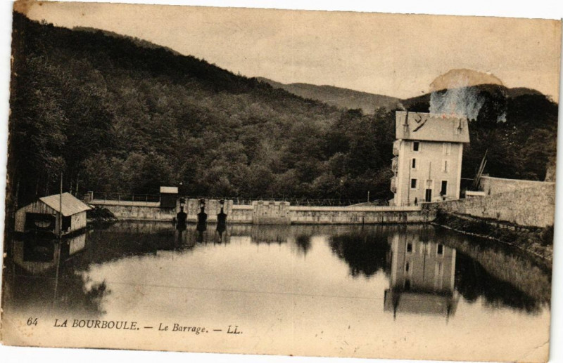 Carte postale ancienne La Bourboule-Le Barrage à La Bourboule