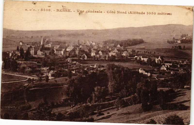 Carte postale ancienne Besse - Vue générale Cote Nord