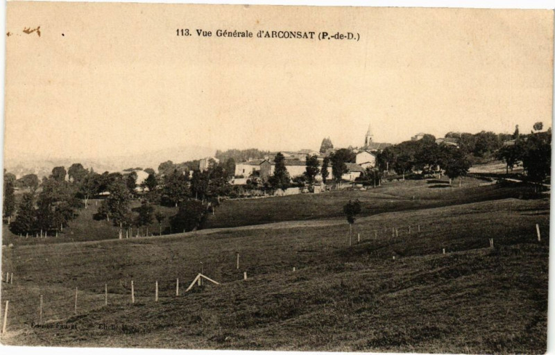 Carte postale ancienne Vue générale d'Arconsat (P.-de-D.) à Arconsat