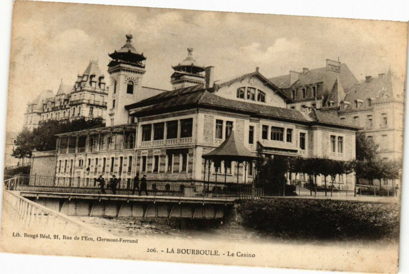 Carte postale ancienne La Bourboule - Le Casino à La Bourboule