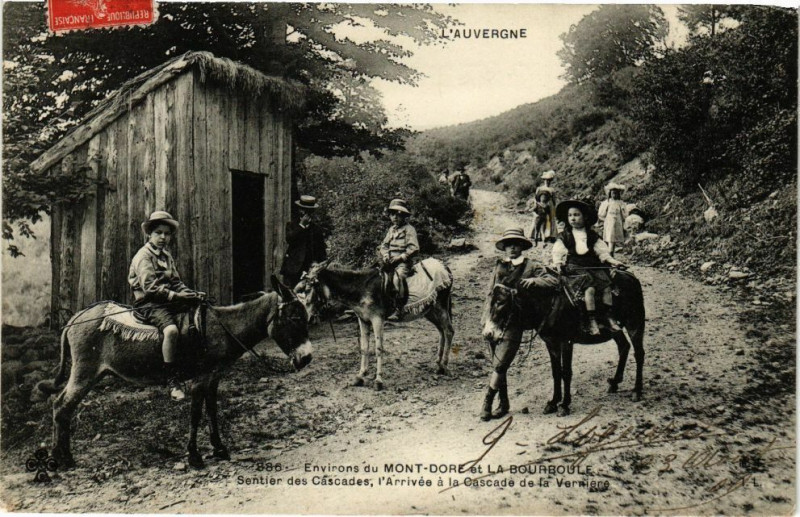 Carte postale ancienne Env. du Le Mont-Dore et La Bourboule à Mont-Dore