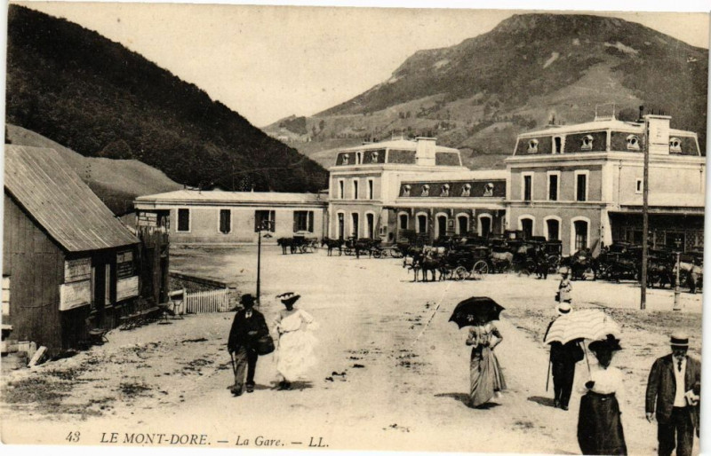 Carte postale ancienne Le Mont-Dore - La Gare à Mont-Dore
