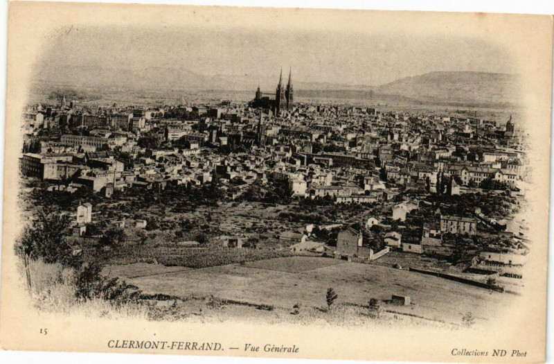 Carte postale ancienne Clermont-Ferrand - Vue générale à Clermont-Ferrand