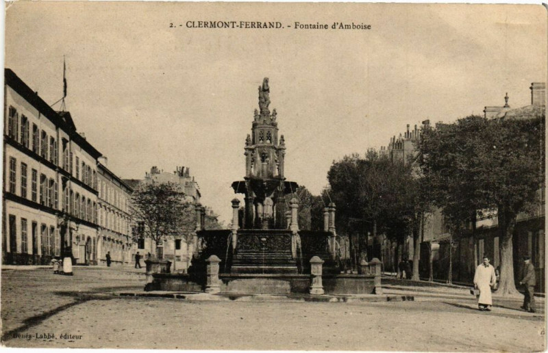 Carte postale ancienne Clermont-Ferrand - Fontaine d'Amboise à Clermont-Ferrand