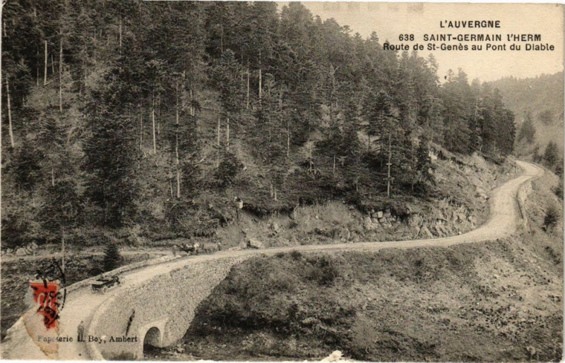 Carte postale ancienne Saint-Germain l'Herm - Route de Saint-Genes au Pont du Diable à Saint-Germain-l'Herm