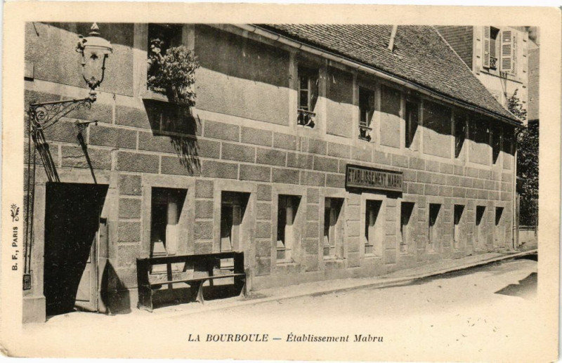 Carte postale ancienne La Bourboule-Etabl. Mabru à La Bourboule