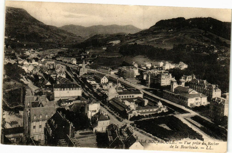 Carte postale ancienne La Bourboule-Vue prise du Rocher de la Bourboule à La Bourboule