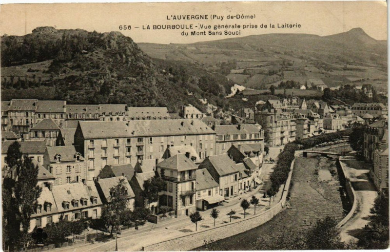 Carte postale ancienne La Bourboule-Vue générale prise de la Laiterie du Mont Sans Souci à La Bourboule