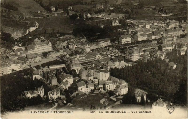 Carte postale ancienne La Bourboule-Vue générale à La Bourboule