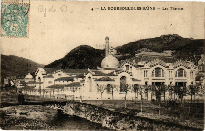 Carte postale ancienne La Bourboule-les-Bains-Les THERMes à La Bourboule