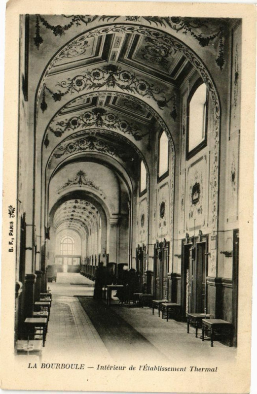 Carte postale ancienne La Bourboule-Interieur de l'Etabl. THERMal à La Bourboule