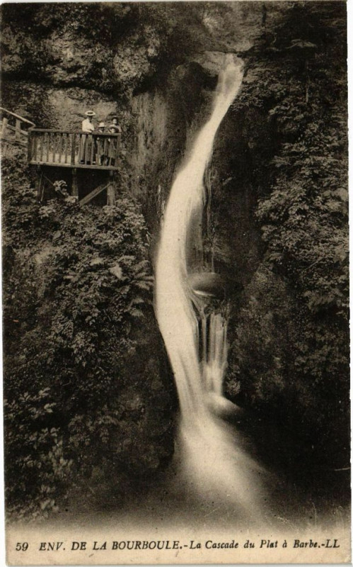 Carte postale ancienne Env. de la Bourboule-La Cascade du Plat-a-Barbe à La Bourboule