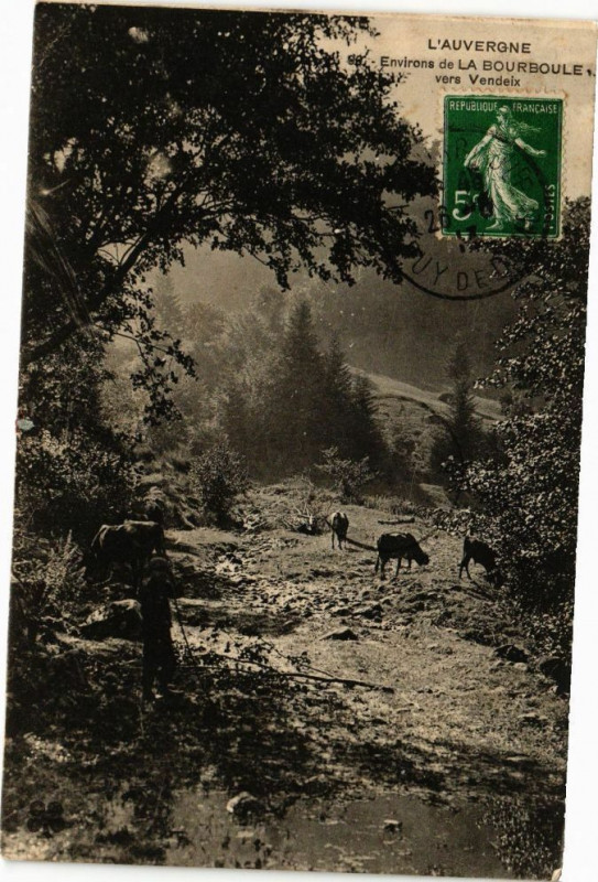 Carte postale ancienne Env. de La Bourboule vers Vendeix à La Bourboule