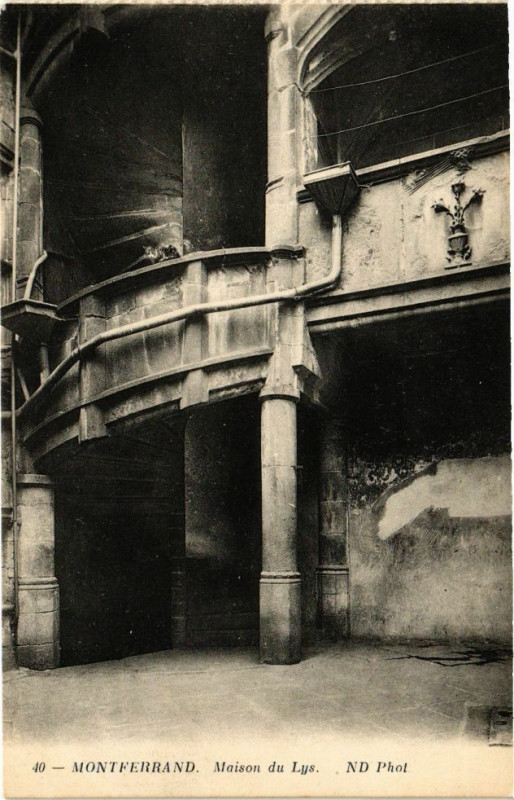 Carte postale ancienne Montferrand - Maison du Lys